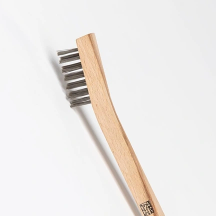 TOOTH TYPE WOODEN HANDLE WIRE BRUSH- STAINLESS STEEL